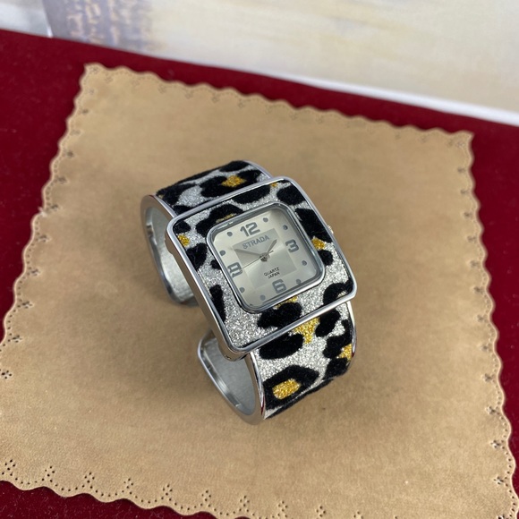 Stranda Leopard Spots Cuff Bracelet Watch - Picture 5 of 8